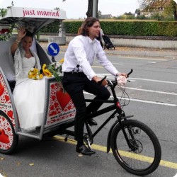 104 Hochzeits Rikscha
