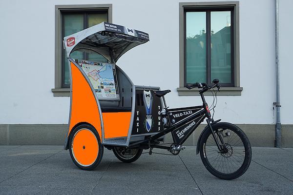 werbung 2 Slide background